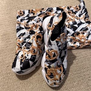 SMB Milano sneakers 🖤 Stylish Black and Gold Patterned Sneakers